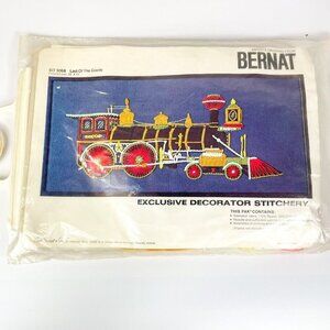 Bernat Crewel Embroidery Kit SO 9082 Last Of the Giants Steam Train 28x12 NOS